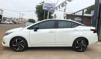 Nissan Versa SR 2024 lleno