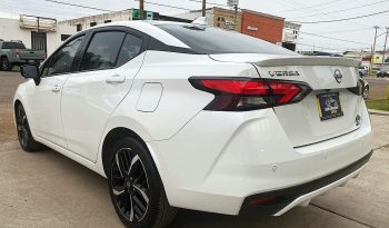 Nissan Versa SR 2024 lleno