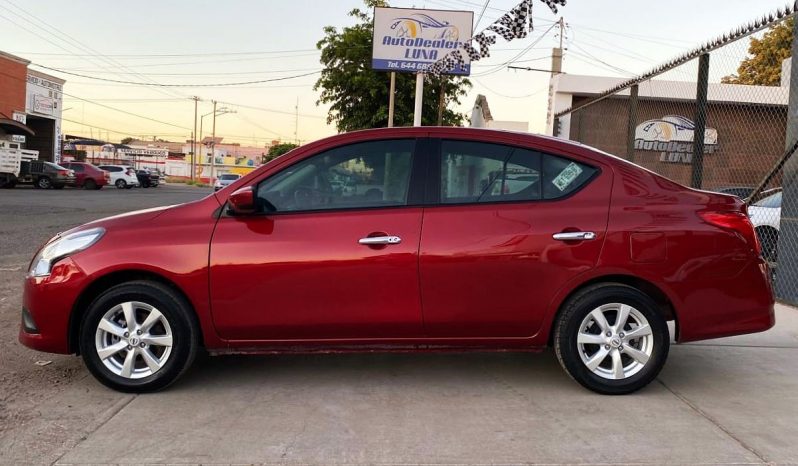 Nissan Versa Sense 2019 lleno
