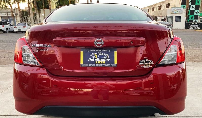 Nissan Versa Sense 2019 lleno