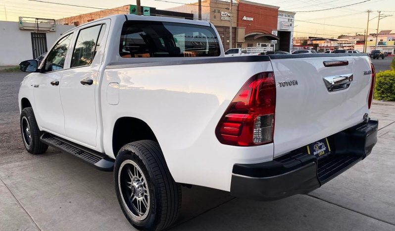 Toyota Hilux SR 2022 lleno