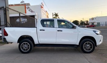 Toyota Hilux SR 2022 lleno