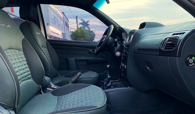 Dodge Ram 700 SLT Crew Cab 2019 lleno