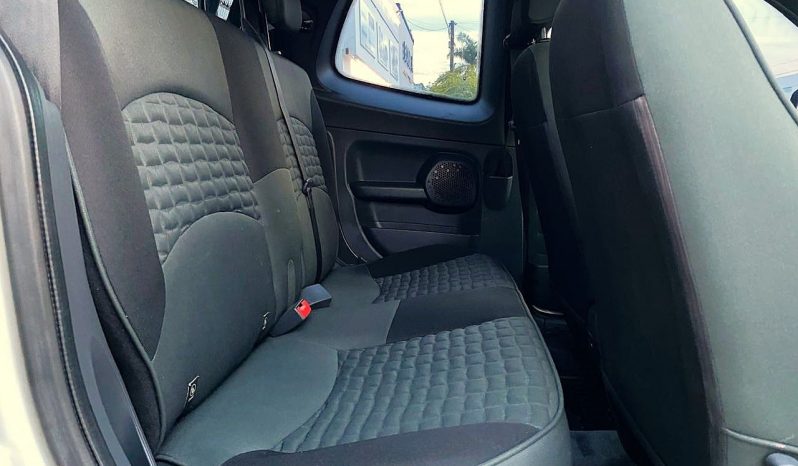 Dodge Ram 700 SLT Crew Cab 2019 lleno