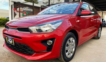 Kia Rio L 2022 lleno