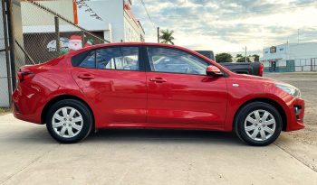 Kia Rio L 2022 lleno