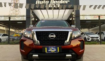 Nissan Frontier LE 2023 lleno