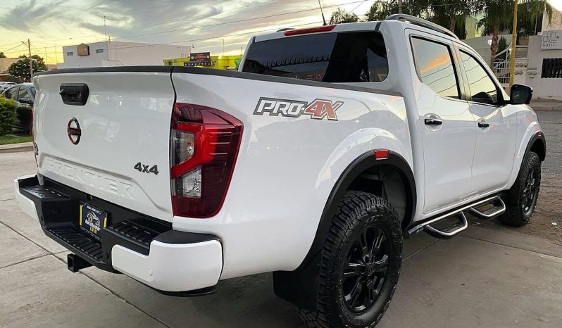 Nissan Frontier Pro 4x 2023 lleno