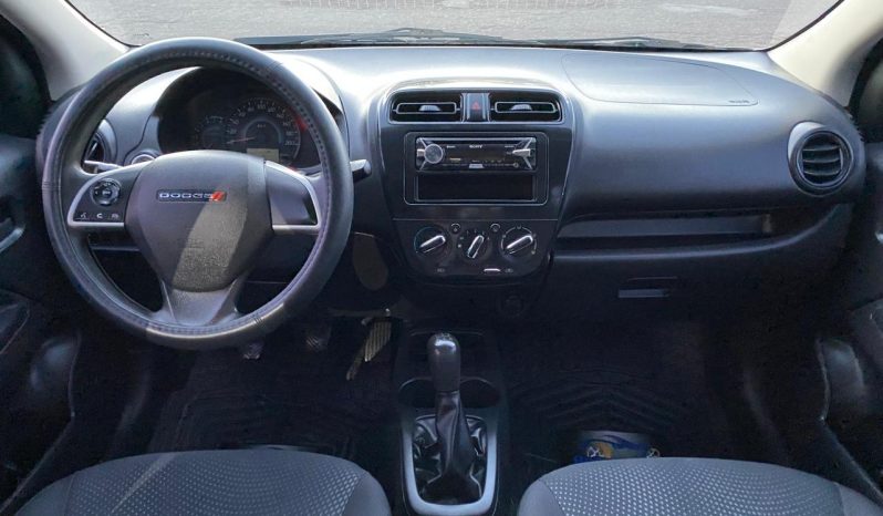 Dodge Attitude SE 2019 lleno