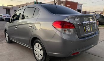 Dodge Attitude SE 2019 lleno