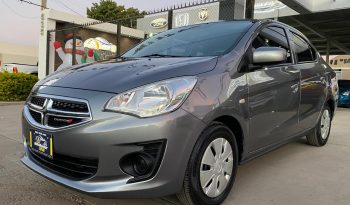 Dodge Attitude SE 2019 lleno