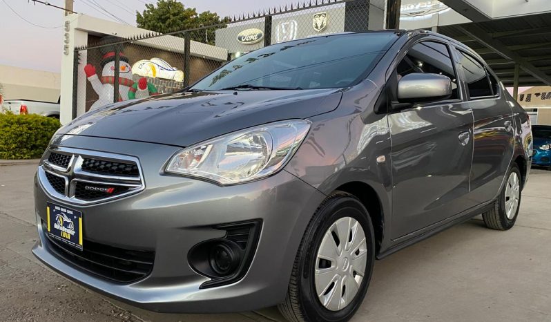 Dodge Attitude SE 2019 lleno