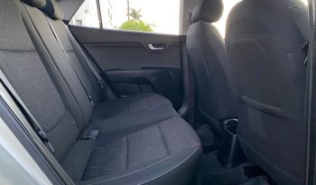 Kia Rio LX 2020 lleno
