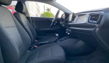 Kia Rio LX 2020 lleno