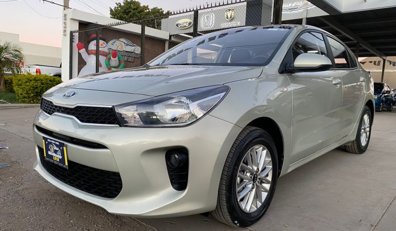 Kia Rio LX 2020 lleno