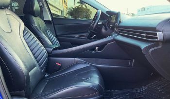 Hyundai Eleantra Limited Tech 2023 lleno