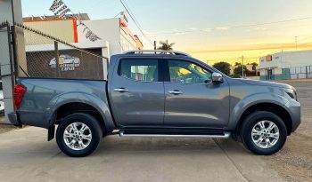 Nissan Frontier LE 2023 lleno