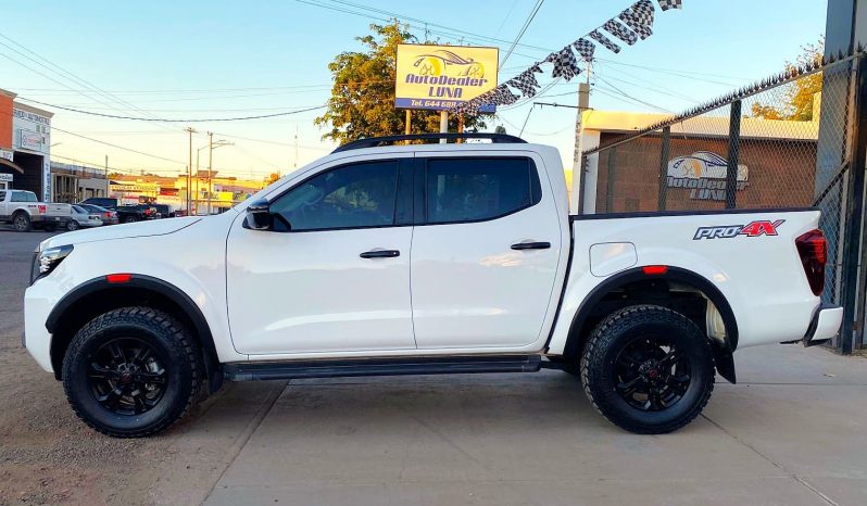 Nissan Frontier Pro 4x 2023 lleno