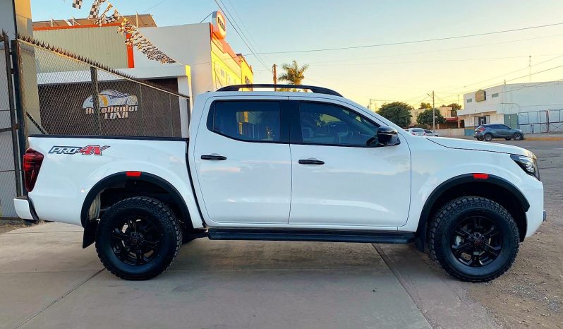 Nissan Frontier Pro 4x 2023 lleno