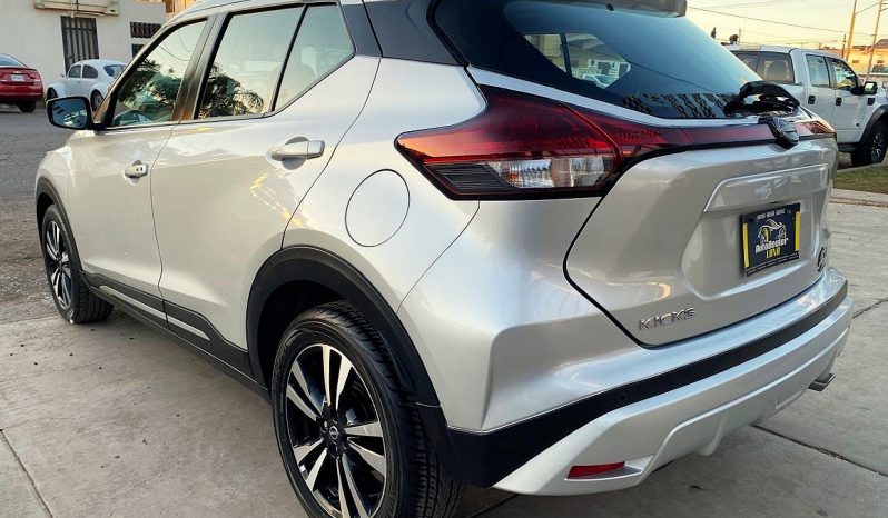 Nissan Kicks Advance 2023 lleno