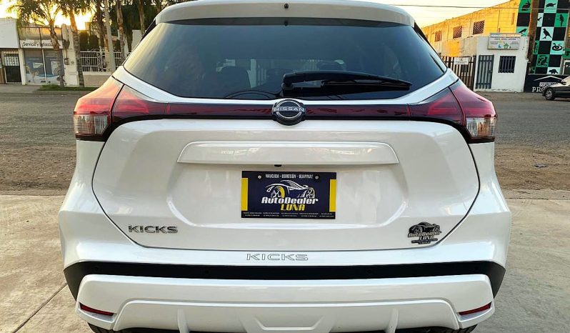 Nissan Kicks Exclusive 2023 lleno