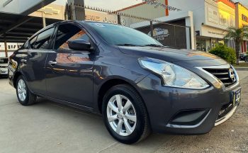 Nissan-Versa-Sense-Aut-2019-Gris-1