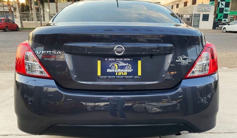 Nissan Versa Sense 2019 lleno