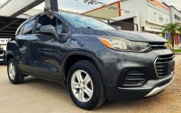 Chevrolet-Trax-LT-2019-Gris-1