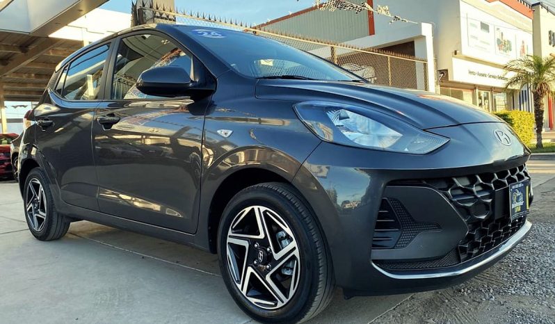 Hyundai-Grand-i10-GL-Mid-Std-2024-Gris-1