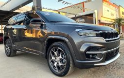 Jeep-Commander-Overland-2025-Gris-1