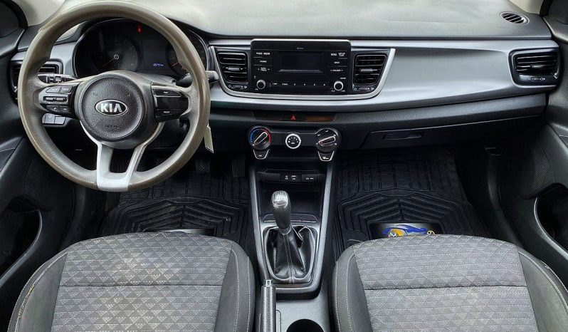 Kia Rio L 2020 lleno