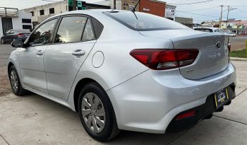 Kia Rio L 2020 lleno