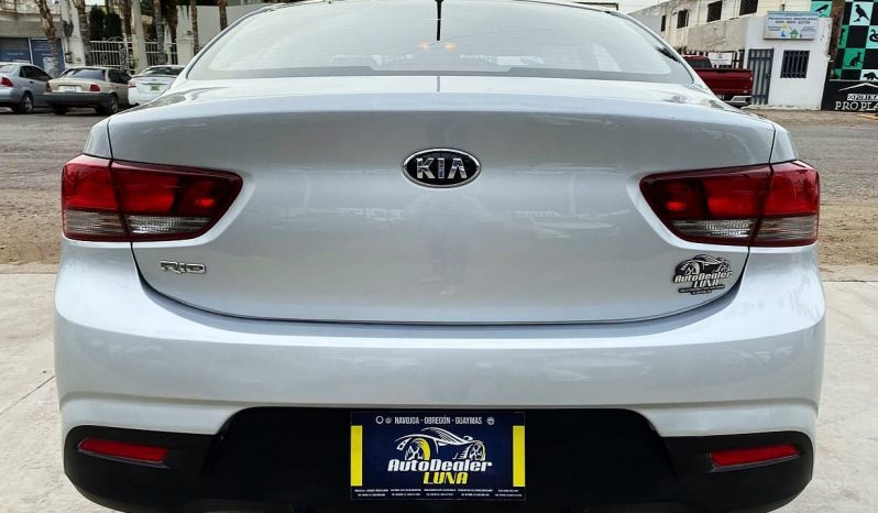 Kia Rio L 2020 lleno