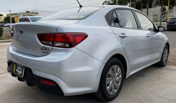 Kia Rio L 2020 lleno