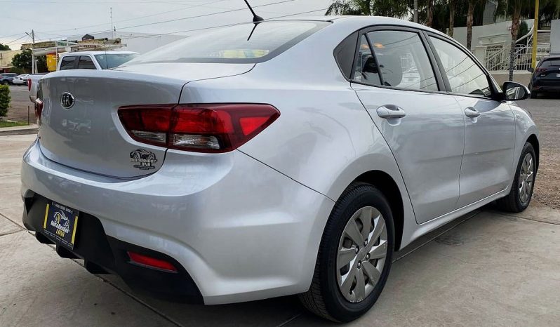 Kia Rio L 2020 lleno