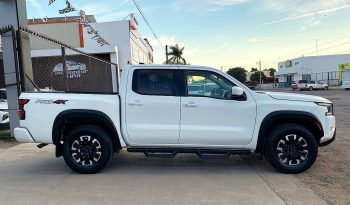Nissan Frontier Pro-4x V6 2023 lleno
