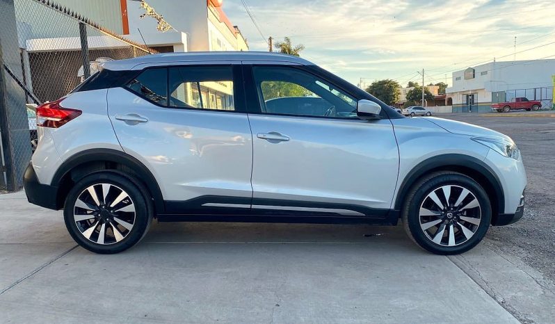 Nissan Kicks Advance 2019 lleno