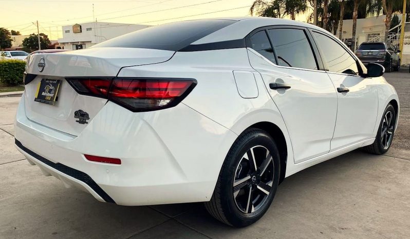 Nissan Sentra Sense 2024 lleno