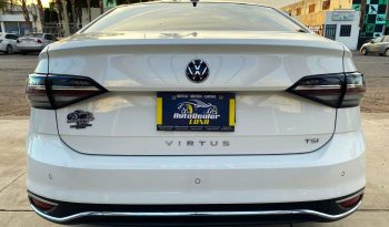 Volkswagen Vitara Comfortline 2023 lleno