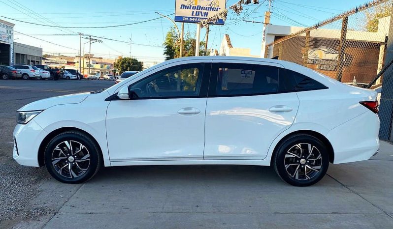 Chevrolet Aveo LT 2024 lleno