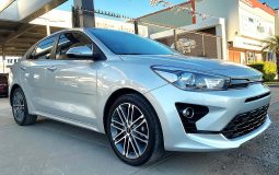 Kia-Rio-EX-Aut-2023-Plata-1