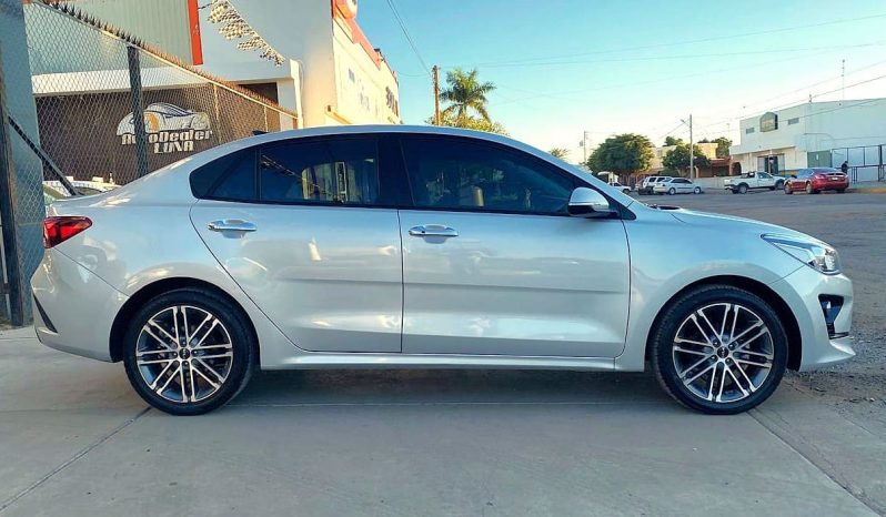 Kia Rio Ex 2023 lleno