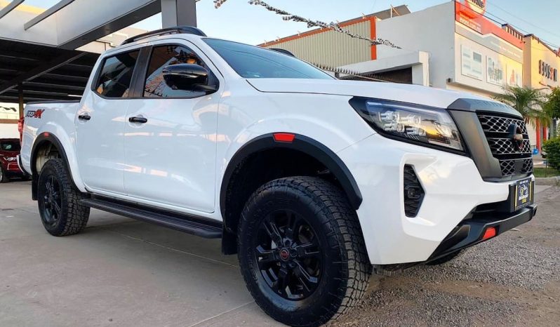 Nissan-Frontier-Pro-4x-2023-Blanco-1