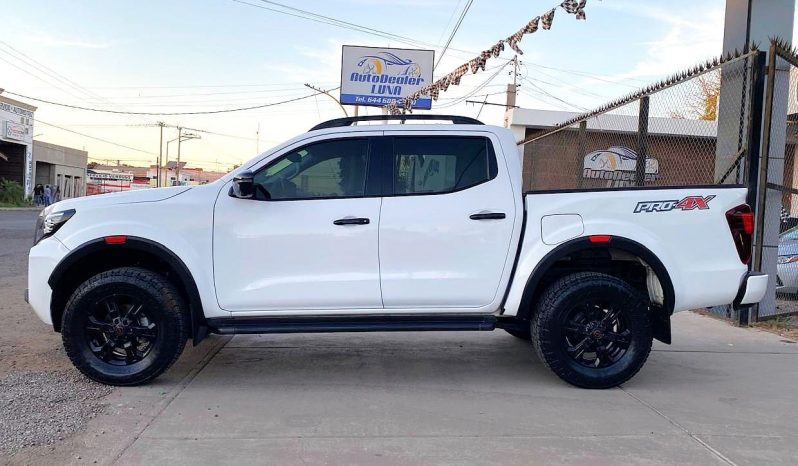 Nissan Frontier Pro 4x 2023 lleno