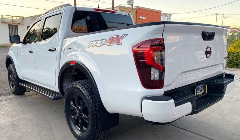 Nissan Frontier Pro 4x 2023 lleno
