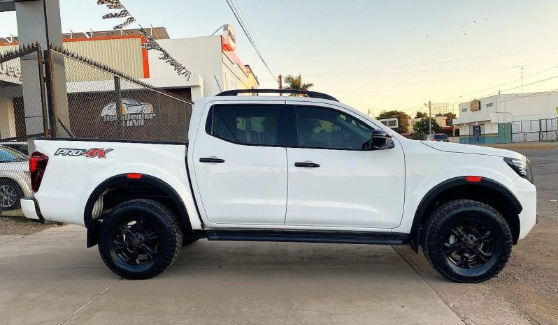 Nissan Frontier Pro 4x 2023 lleno