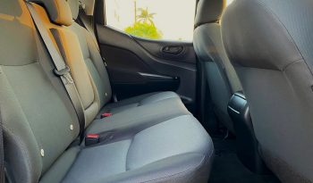 Nissan Frontier SE 2023 lleno