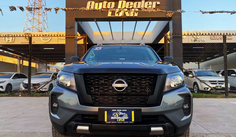 Nissan Frontier SE 2023 lleno