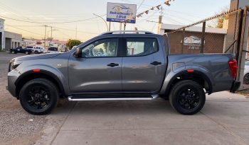 Nissan Frontier SE 2023 lleno