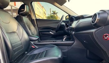 Nissan Kicks Platinum 2023 lleno